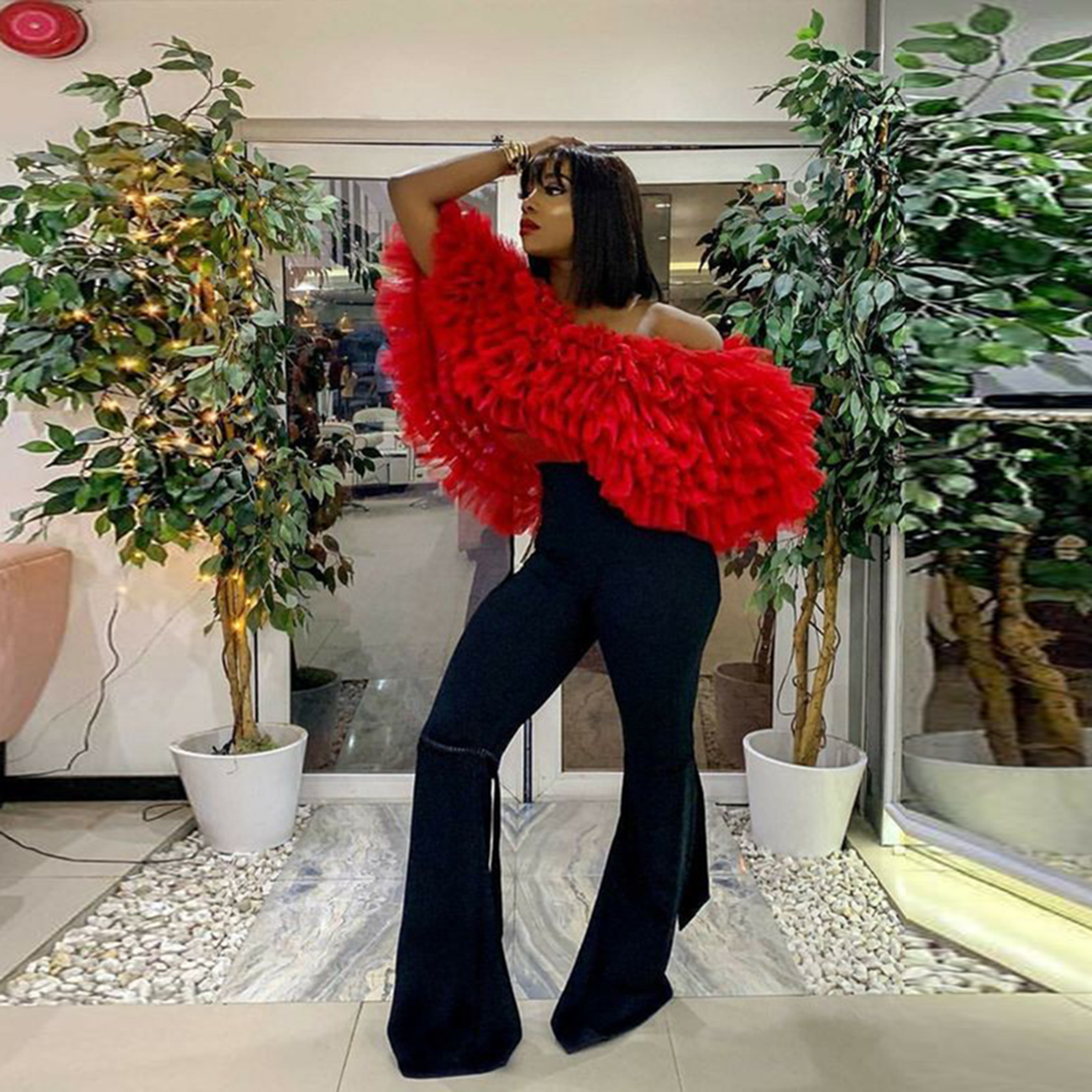 Red  Off The Shoulder  Ruffles - Women Formal Wear Photoshoot reseña y precio