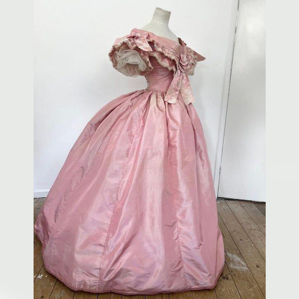 1850s 1860s Victorian Dancing  - Women'S Formal Wear To A Wedding reseña y precio
