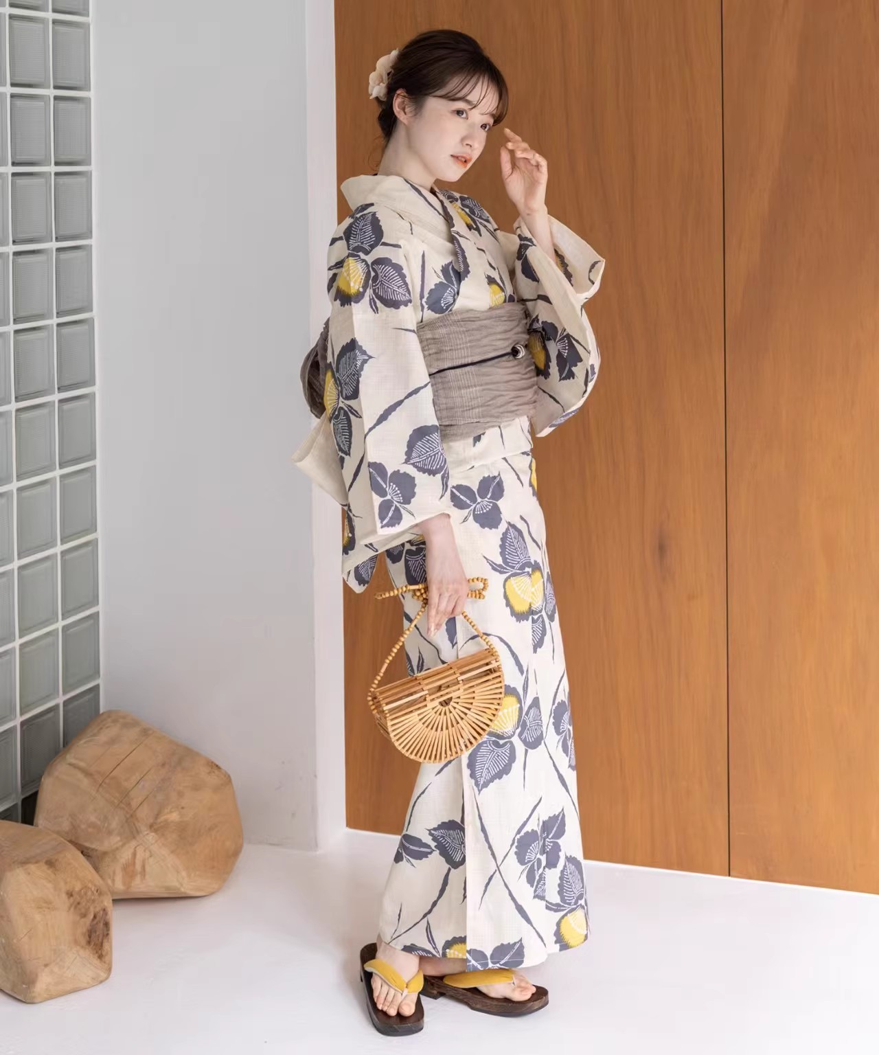 Japanese Kimono / Yukata for W - Women Formal Wear Photoshoot reseña y precio