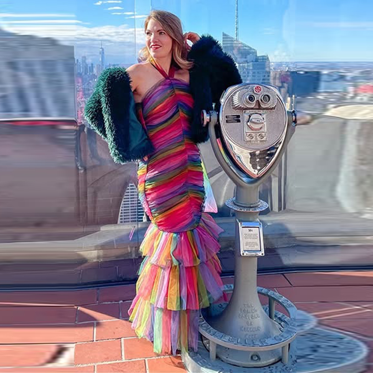 Colorful Rainbow Mermaid Prom  - Women Formal Wear Photoshoot reseña y precio